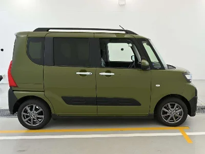 DAIHATSU TANTO 3