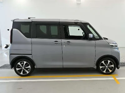 MITSUBISHI EK X SPACE