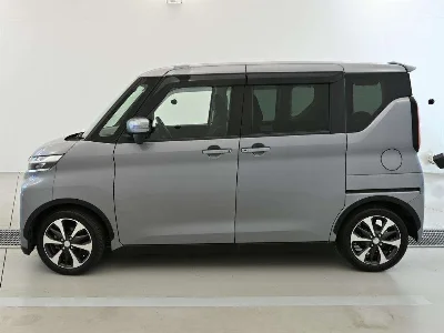MITSUBISHI EK X SPACE