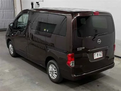 NISSAN NV200