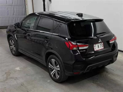 MITSUBISHI RVR