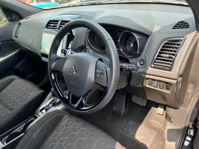 MITSUBISHI RVR