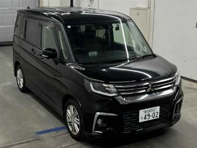 MITSUBISHI DELICA D2