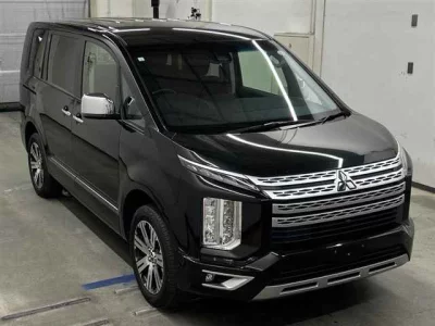 MITSUBISHI DELICA D5