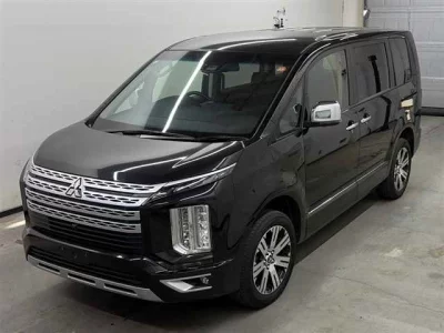 MITSUBISHI DELICA D5