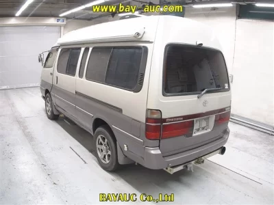 TOYOTA REGIUS ACE VAN