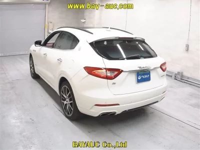 MASERATI LEVANTE