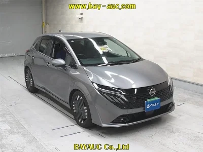 NISSAN AURA