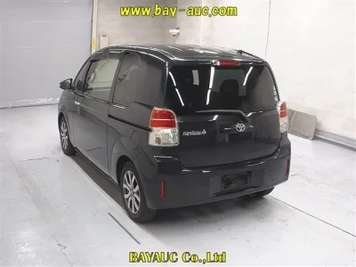 TOYOTA SPADE