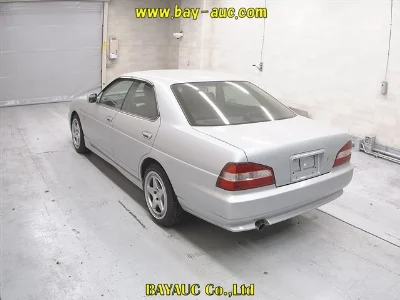 NISSAN LAUREL