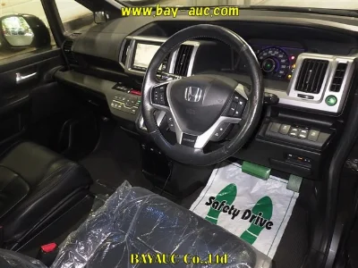 HONDA STEP WAGON