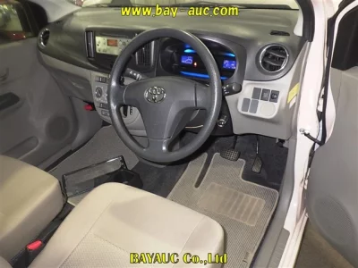 TOYOTA PIXIS EPOCH