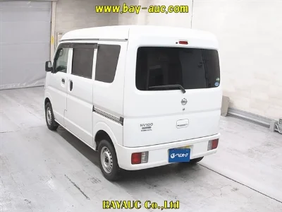 NISSAN CLIPPER VAN