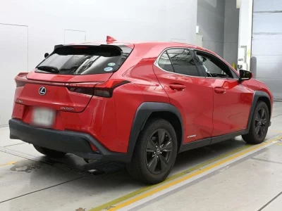 LEXUS UX
