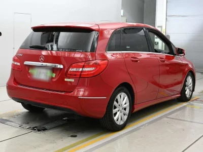 MERCEDES BENZ B CLASS