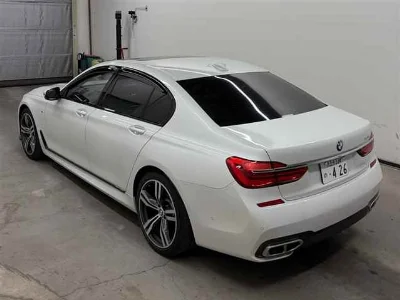 BMW 7 SERIES