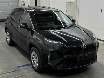 TOYOTA YARIS CROSS 1