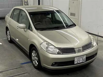 NISSAN TIIDA LATIO