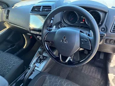 MITSUBISHI RVR