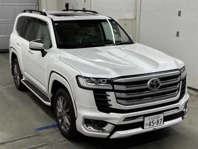 TOYOTA LAND CRUISER