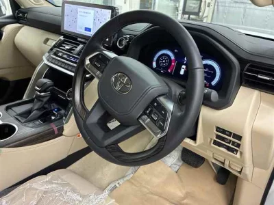 TOYOTA LAND CRUISER