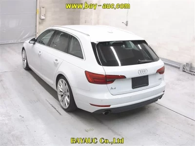 AUDI A4 AVANTE
