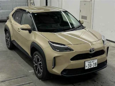 TOYOTA YARIS CROSS 1