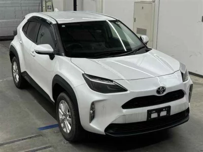 TOYOTA YARIS CROSS 1