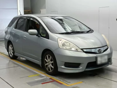 HONDA FIT SHUTTLE