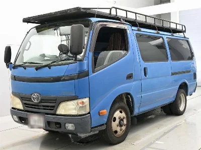 TOYOTA DYNA