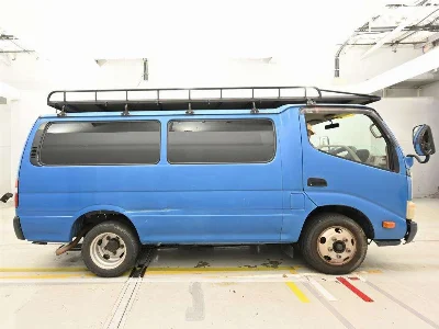 TOYOTA DYNA