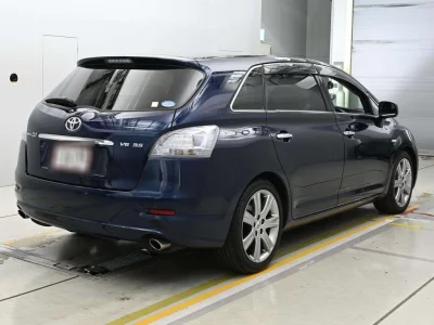 TOYOTA MARK X ZIO