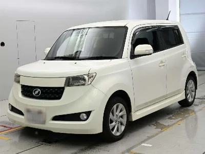 TOYOTA BB