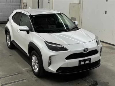 TOYOTA YARIS CROSS 1