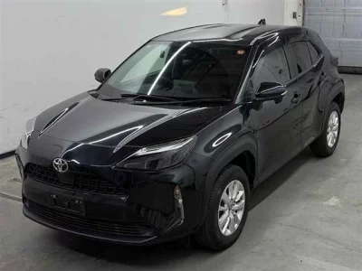 TOYOTA YARIS CROSS 4
