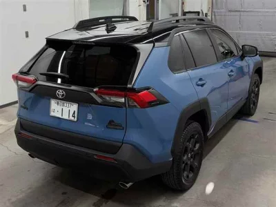 TOYOTA RAV4
