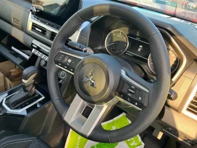 MITSUBISHI TRITON