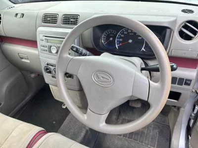 DAIHATSU MOVE CONTE