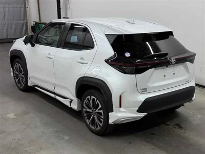 TOYOTA YARIS CROSS 2