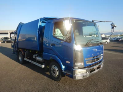 Mitsubishi FUSO FIGHTER
