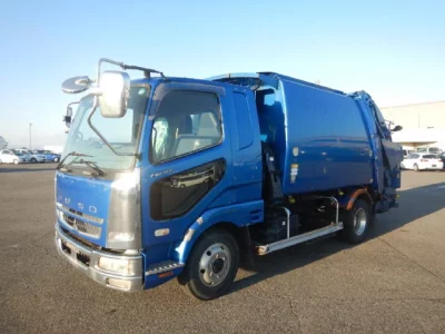 MITSUBISHI FUSO FIGHTER