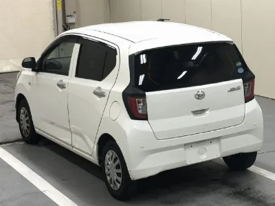 DAIHATSU MIRA E S 2