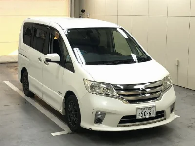 NISSAN SERENA