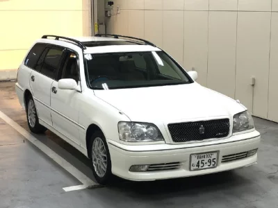 TOYOTA CROWN ESTATE