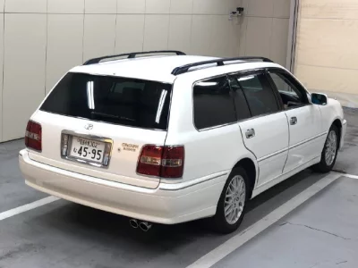 TOYOTA CROWN ESTATE