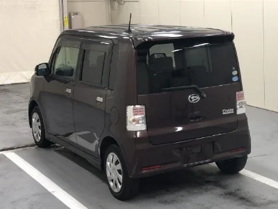 DAIHATSU MOVE CONTE
