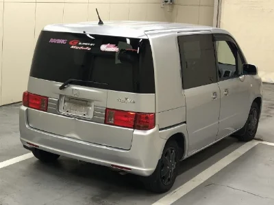 HONDA MOBILIO SPIKE