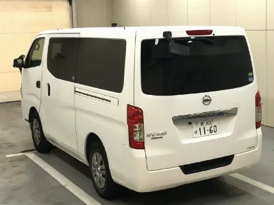 NISSAN NV350 CARAVAN