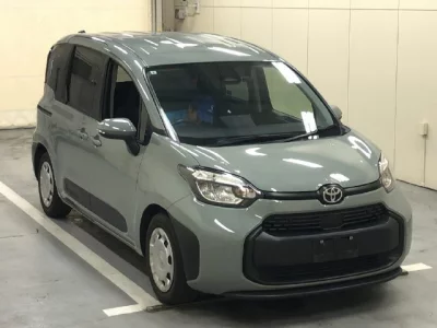 TOYOTA SIENTA