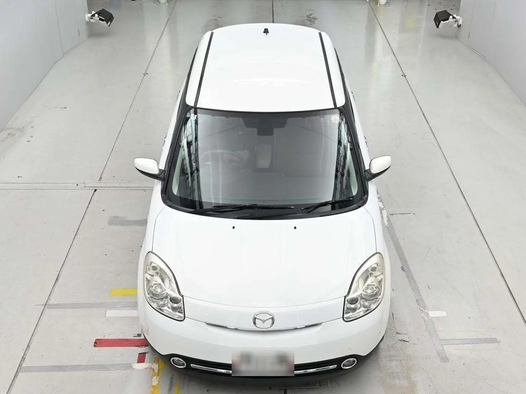 Цена авто Mazda Verisa с аукционов Японии, номер кузова DC5W, пробег 62 000, оценка 8
